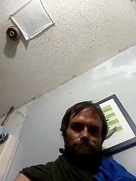 Snapshot of Rodgerd35 chatting on July 2026 01:42:01 AM Rodgerd35 online show from July 2026 01:42:01 AM