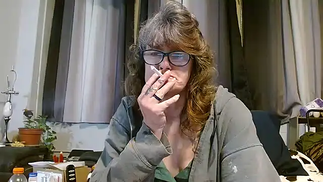 ladylavende3 online show from March 2025 06:05:01 AM