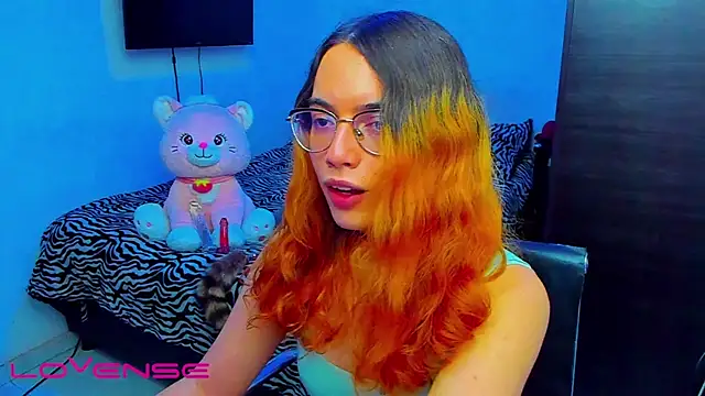 Snapshot of lillykittyyy chatting on April 2026 03:07:02 AM lillykittyyy online show from April 2026 03:07:02 AM