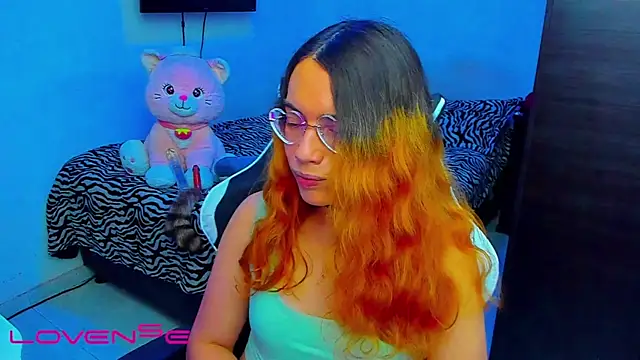 Snapshot of lillykittyyy chatting on April 2026 03:21:01 AM lillykittyyy online show from April 2026 03:21:01 AM