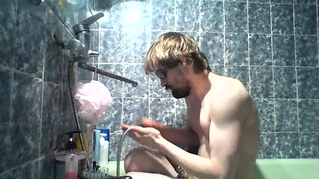 Snapshot of KaelNox chatting on July 2026 01:33:01 AM KaelNox online show from July 2026 01:33:01 AM