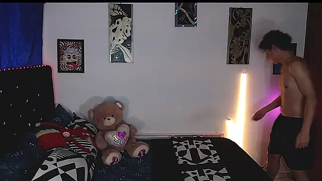 Snapshot of yorsamm_smit chatting on March 2026 08:34:02 PM yorsamm smit online show from March 2026 08:34:02 PM