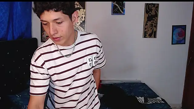 Snapshot of yorsamm_smit chatting on March 2026 12:27:02 AM yorsamm smit online show from March 2026 12:27:02 AM