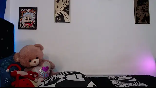 Snapshot of yorsamm_smit chatting on March 2026 03:33:02 AM yorsamm smit online show from March 2026 03:33:02 AM