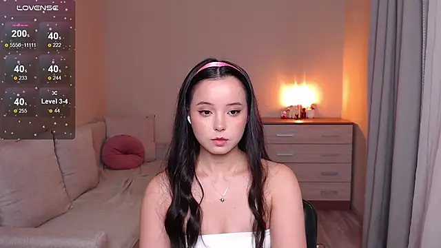 lia hetty online show from October 2025 04:35:02 PM