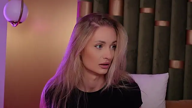 AmeliaAngel online show from October 2025 06:03:02 AM