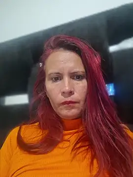 Snapshot of cintia_love chatting on March 2026 01:39:02 AM cintia love online show from March 2026 01:39:02 AM