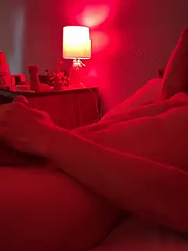 cloudyplay661 online show from February 2026 04:05:02 PM