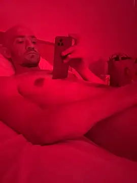 Snapshot of cloudyplay661 chatting on March 2026 02:39:01 AM cloudyplay661 online show from March 2026 02:39:01 AM