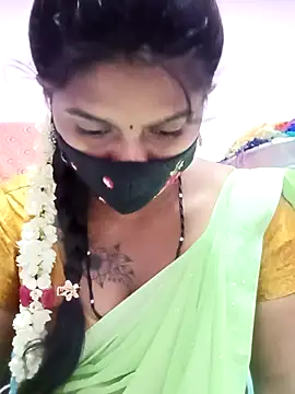 Snapshot of Tamil_Hot_Anu chatting on April 2026 05:25:02 PM Tamil Hot Anu online show from April 2026 05:25:02 PM