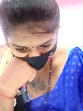 Snapshot of Tamil_Hot_Anu chatting on April 2026 05:23:01 AM Tamil Hot Anu online show from April 2026 05:23:01 AM