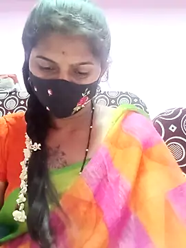 Snapshot of Tamil_Hot_Anu chatting on April 2026 01:07:02 AM Tamil Hot Anu online show from April 2026 01:07:02 AM