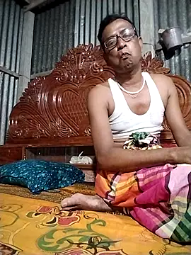 Snapshot of Hot-headed chatting on April 2026 05:32:02 PM Hot-headed online show from April 2026 05:32:02 PM