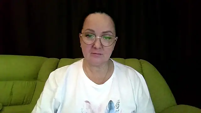 Snapshot of infinity_loveliness chatting on June 2026 08:14:02 AM infinity loveliness online show from June 2026 08:14:02 AM