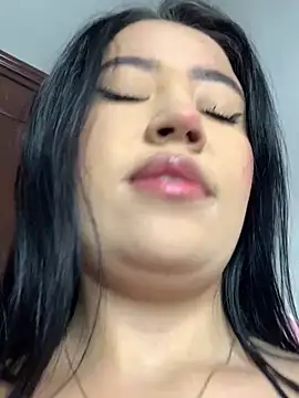 DulcePiink online show from February 2026 07:43:01 PM