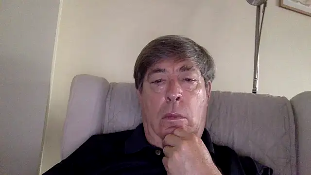 Snapshot of alfredo10011 chatting on June 2026 10:46:02 AM alfredo10011 online show from June 2026 10:46:02 AM