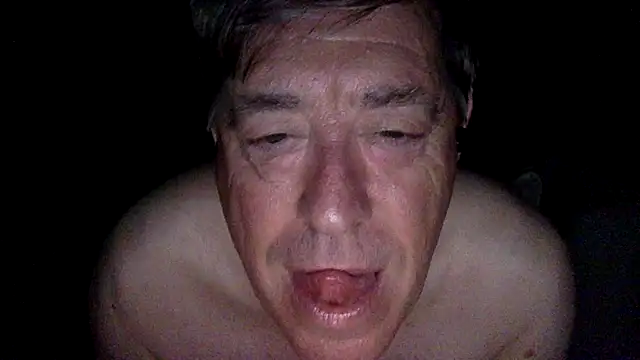 Snapshot of alfredo10011 chatting on June 2026 01:11:02 AM alfredo10011 online show from June 2026 01:11:02 AM