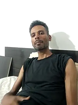 Snapshot of moreno_alpha_br chatting on April 2026 02:11:02 AM moreno alpha br online show from April 2026 02:11:02 AM
