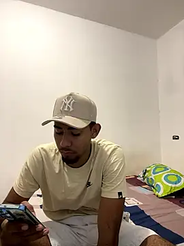 youngalexofficial online show from January 2026 05:33:01 AM