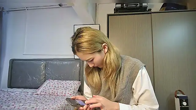 Snapshot of djjfnfczks chatting on April 2026 08:09:02 PM djjfnfczks online show from April 2026 08:09:02 PM