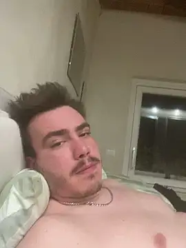 Snapshot of Kev18bwc chatting on April 2026 10:41:01 PM Kev18bwc online show from April 2026 10:41:01 PM