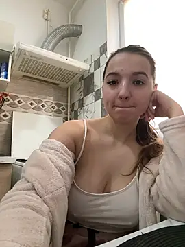 Snapshot of OutsiderMuse chatting on February 2026 12:01:02 PM OutsiderMuse online show from February 2026 12:01:02 PM