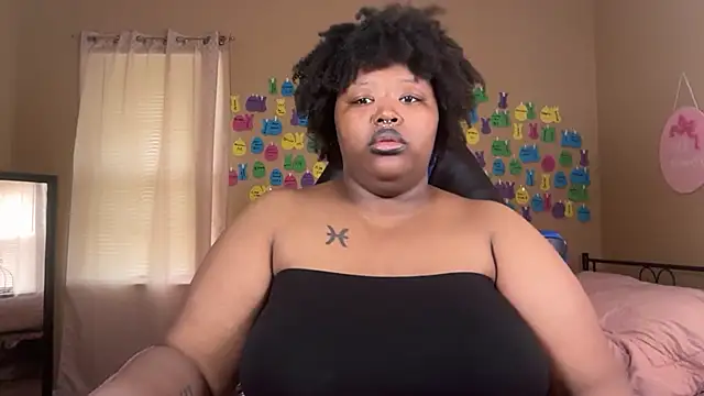 Snapshot of Chocolatebunnyxx96 chatting on June 2026 03:28:02 PM Chocolatebunnyxx96 online show from June 2026 03:28:02 PM