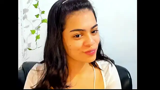 Snapshot of Antonella_Gomez22 chatting on May 2026 01:35:01 AM Antonella Gomez22 online show from May 2026 01:35:01 AM