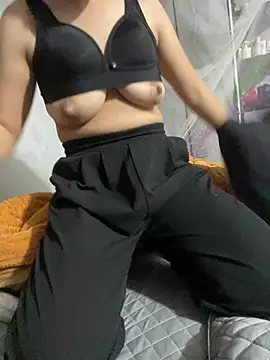 Likine002 online show from January 2026 12:49:02 AM