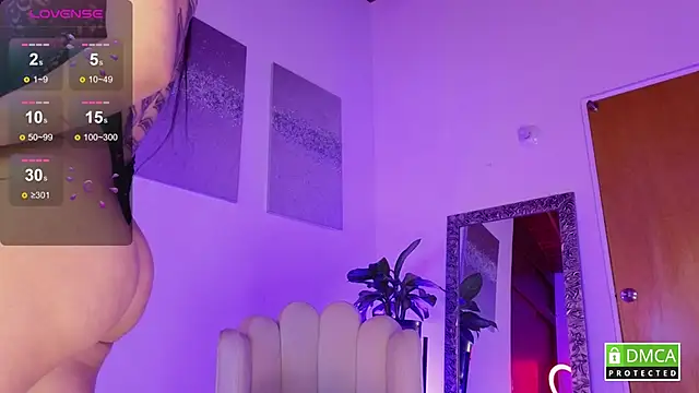 Snapshot of paula_t chatting on April 2026 01:41:01 PM paula t online show from April 2026 01:41:01 PM