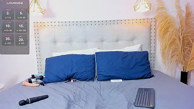 Mia dolls18 online show from February 2026 03:16:02 AM