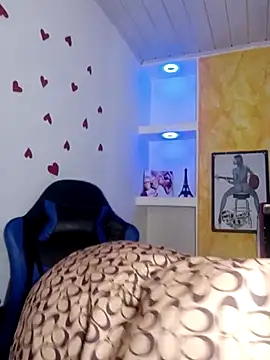 honeyluxe  online show from March 2026 04:19:01 AM