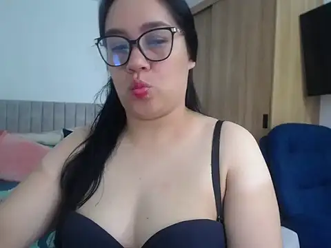 Snapshot of Ashleyrobertsrich chatting on April 2026 06:38:01 PM Ashleyrobertsrich online show from April 2026 06:38:01 PM