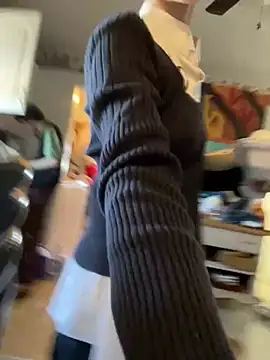 SugarNCinnamon online show from February 2026 08:16:02 PM