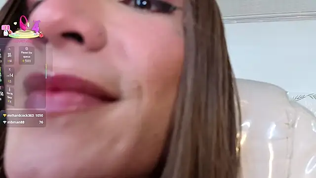 Kendry fox420  online show from April 2026 06:10:01 PM