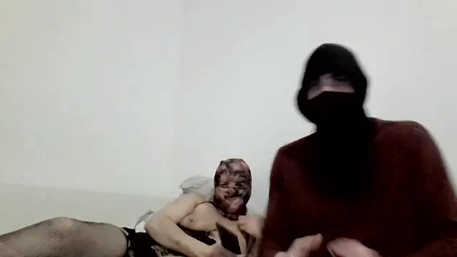 Snapshot of nyrazen chatting on April 2026 11:25:01 PM nyrazen online show from April 2026 11:25:01 PM