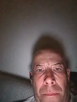 Snapshot of Belmooooondo chatting on April 2026 08:39:01 PM Belmooooondo online show from April 2026 08:39:01 PM