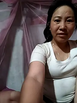 vesla-2k online show from April 2026 08:20:01 PM