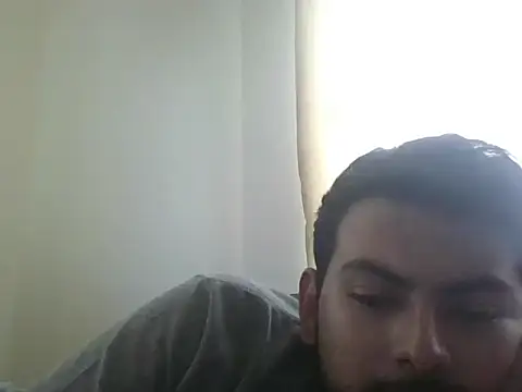 Snapshot of Mateotubbe chatting on April 2026 08:46:02 PM Mateotubbe online show from April 2026 08:46:02 PM