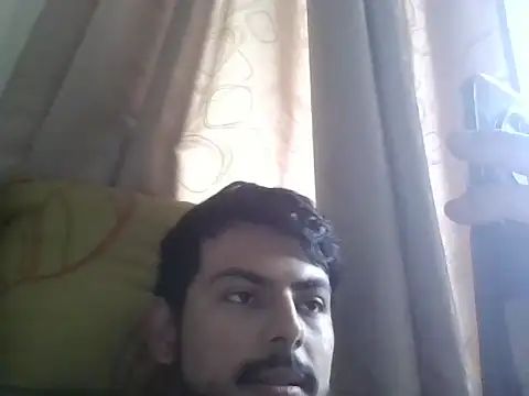 Snapshot of Mateotubbe chatting on May 2026 09:43:01 PM Mateotubbe online show from May 2026 09:43:01 PM
