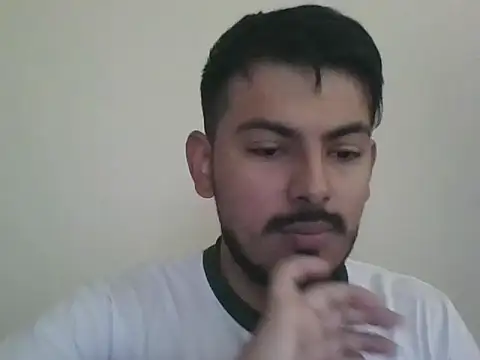 Snapshot of Mateotubbe chatting on July 2026 04:09:01 PM Mateotubbe online show from July 2026 04:09:01 PM