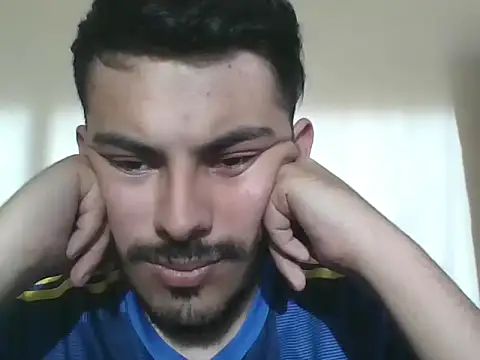 Snapshot of Mateotubbe chatting on July 2026 10:14:02 PM Mateotubbe online show from July 2026 10:14:02 PM