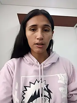 Aria Maeh online show from March 2026 12:12:02 PM