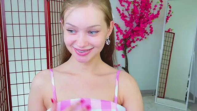 sheilaa pink online show from May 2026 08:00:01 AM