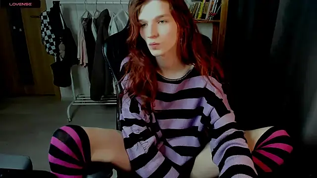 Snapshot of iceseeker2 chatting on April 2026 07:03:01 AM iceseeker2 online show from April 2026 07:03:01 AM