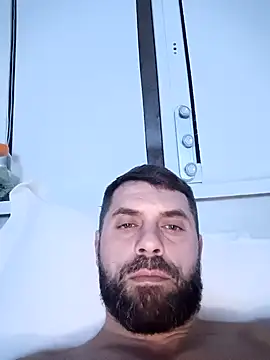 darom85 online show from January 2026 08:33:01 PM