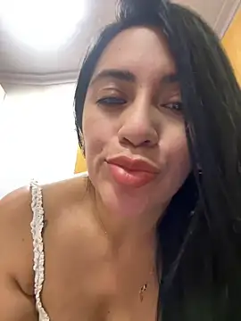 Snapshot of nataliia_queen_ chatting on June 2026 11:33:02 PM nataliia queen online show from June 2026 11:33:02 PM