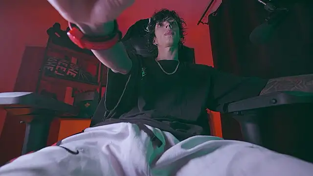 Olliver   y online show from March 2026 02:35:01 AM