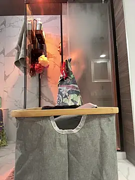 WIDBIGWHITECOCK online show from March 2026 09:53:02 PM