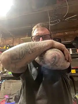 Snapshot of WIDBIGWHITECOCK chatting on March 2026 05:13:01 AM WIDBIGWHITECOCK online show from March 2026 05:13:01 AM